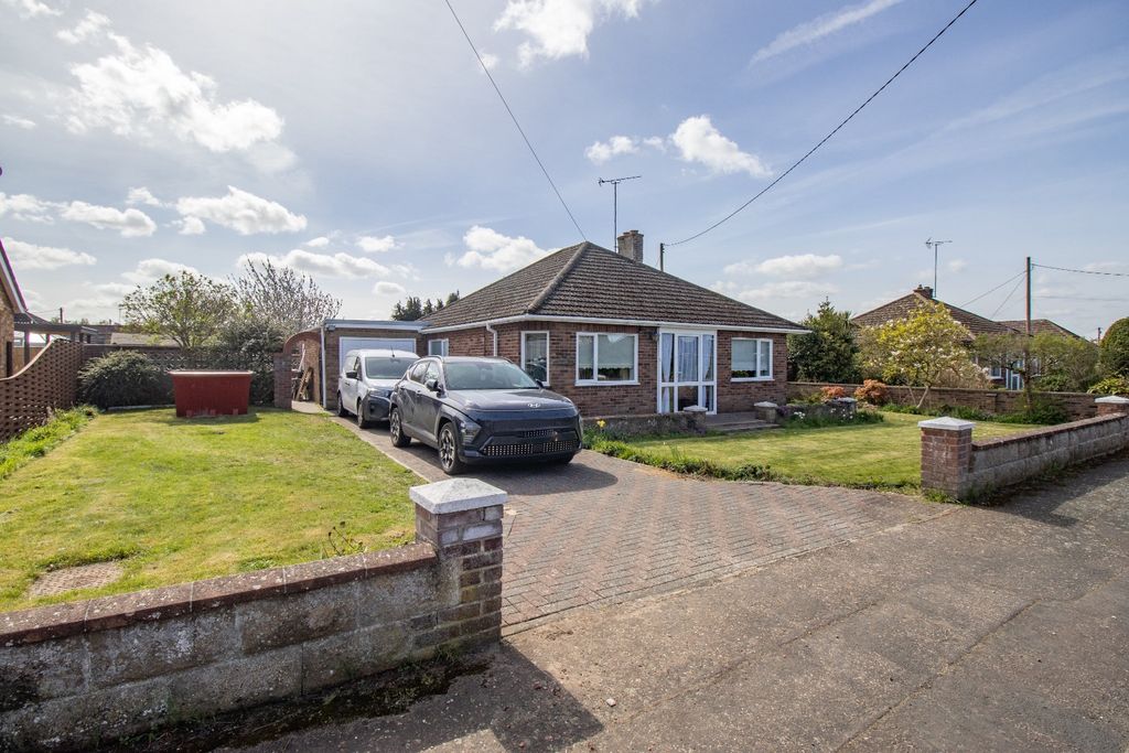 Property photo 2 of 18 5032844