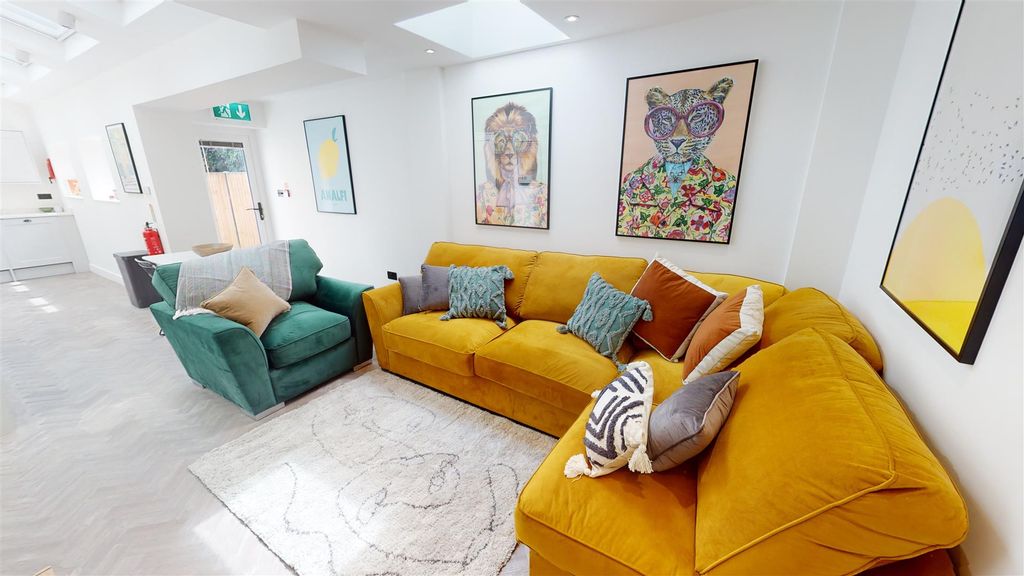 Property photo 2 of 15 23-Rookery-Road-Livi