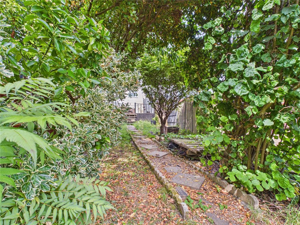 Property photo 1 of 40 Picture No. 41