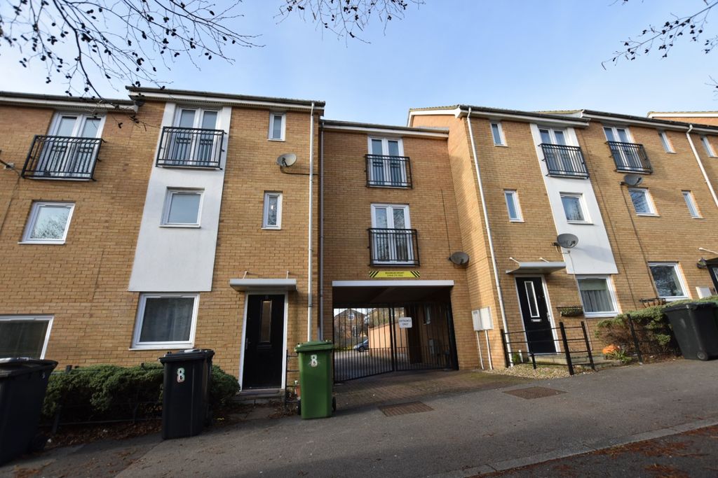 Property photo 1 of 19