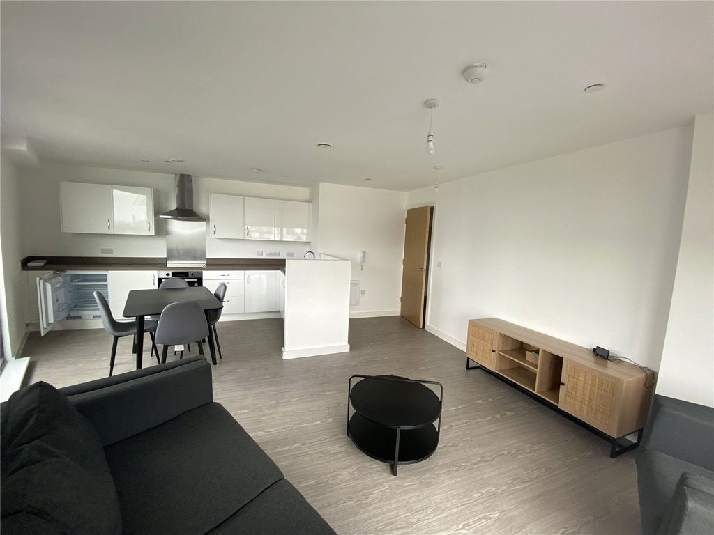 Property photo 3 of 10 Picture No. 07