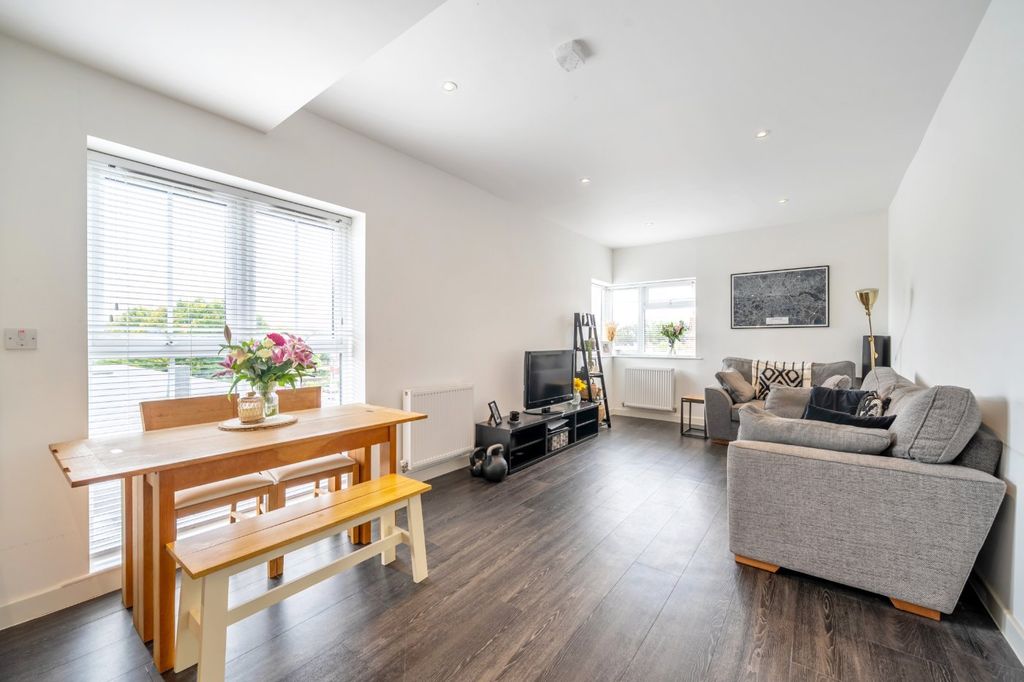 Property photo 3 of 10 Picture No. 08