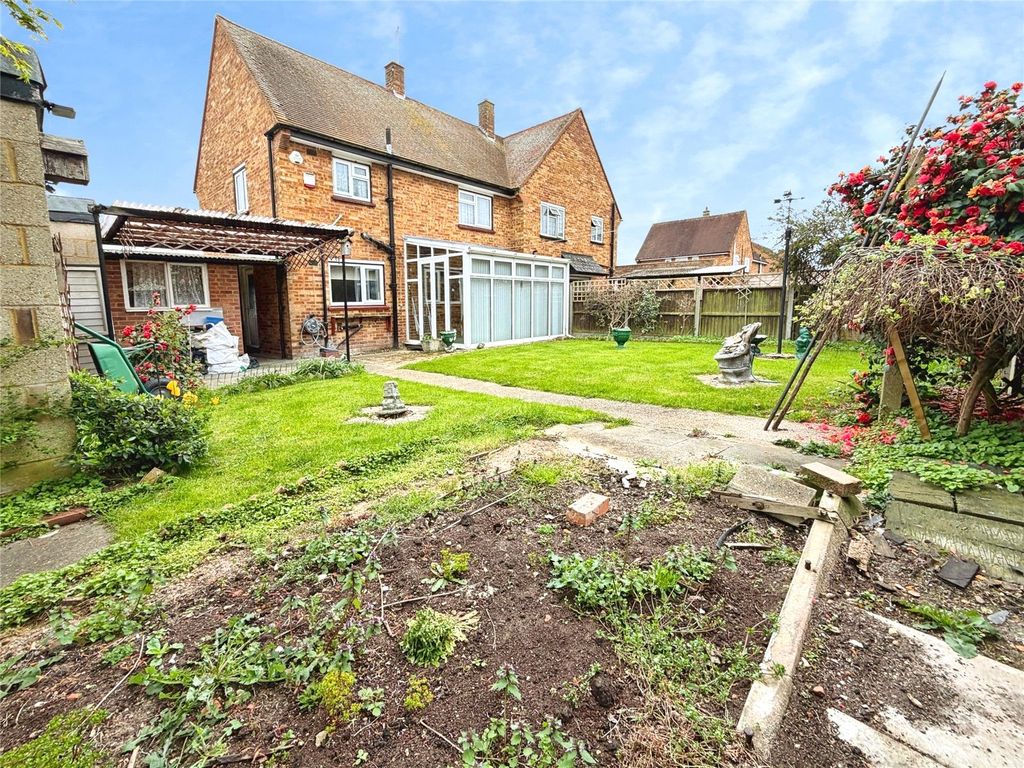 Property photo 1 of 19 Garden