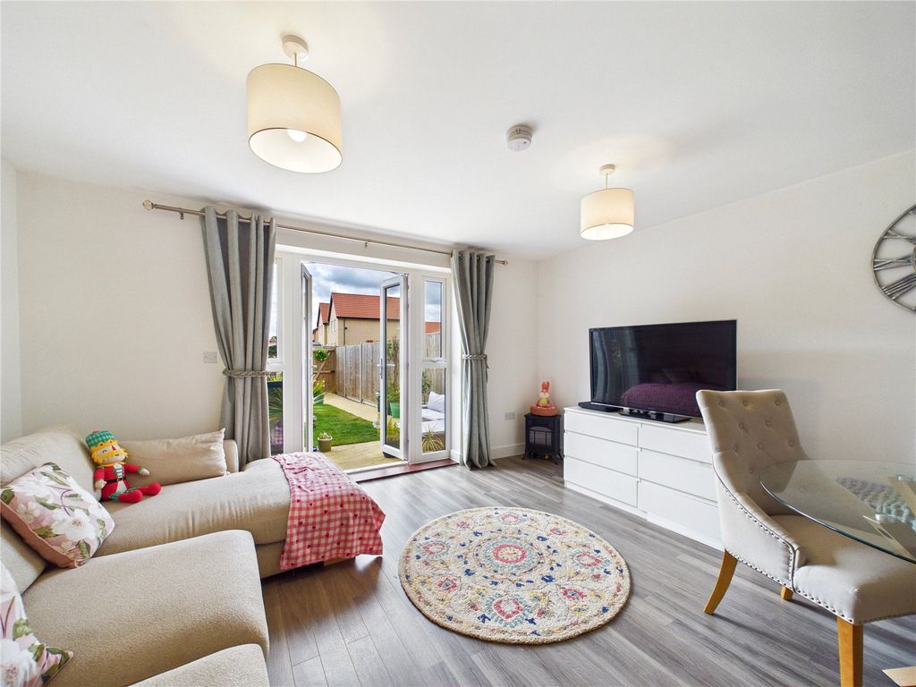 Property photo 3 of 13 Picture No. 14