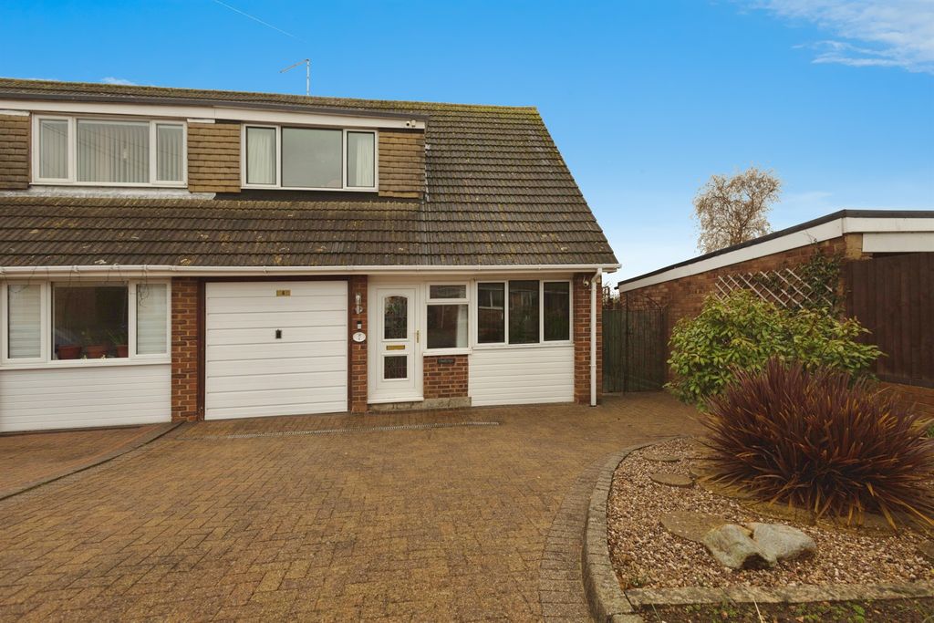 Property photo 1 of 21