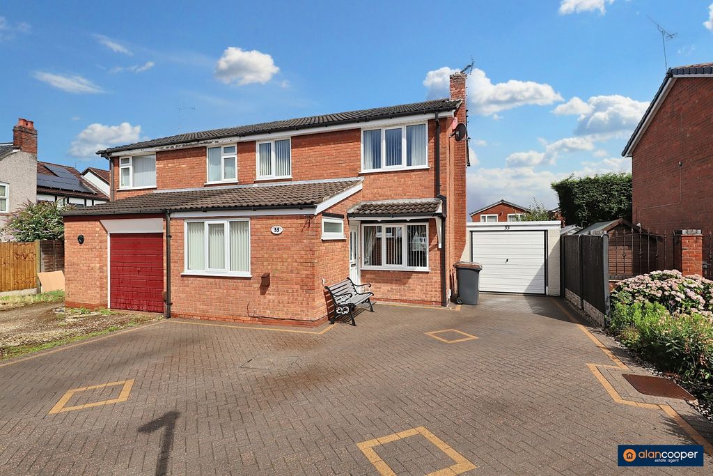 Property photo 1 of 21 4239312