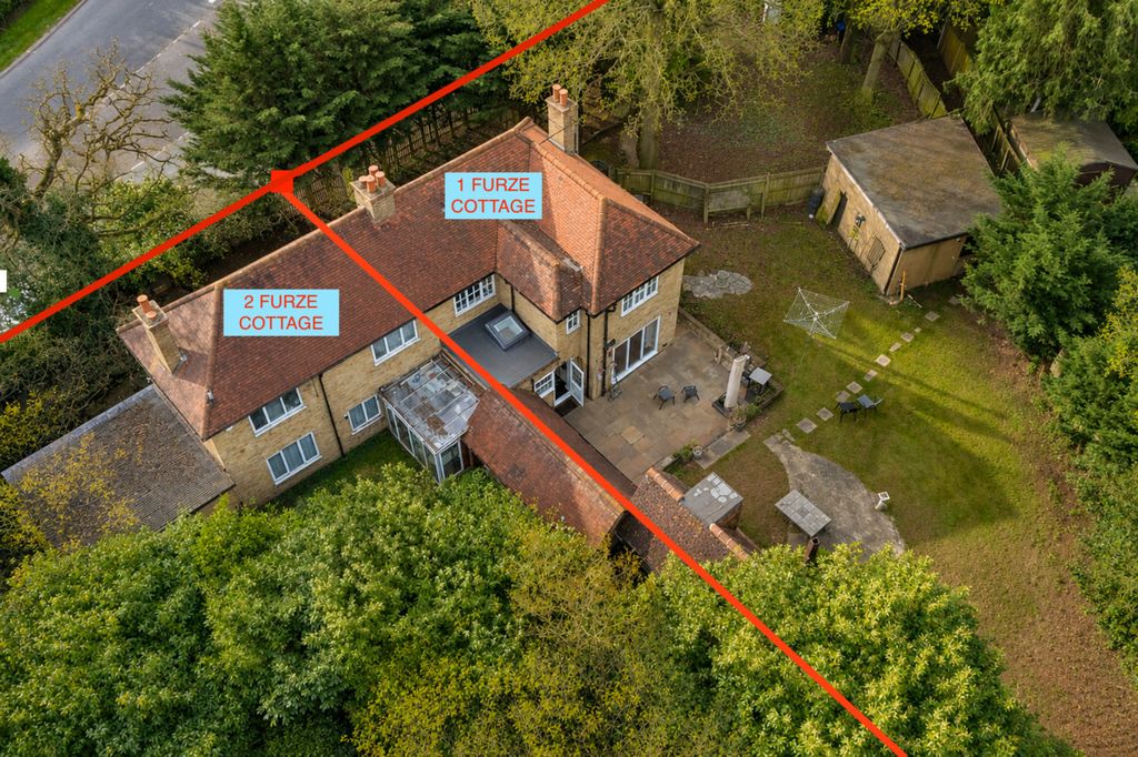 Property photo 2 of 20