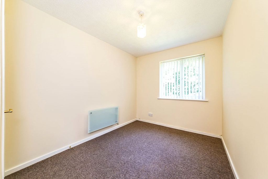 Property photo 3 of 7 Bedroom