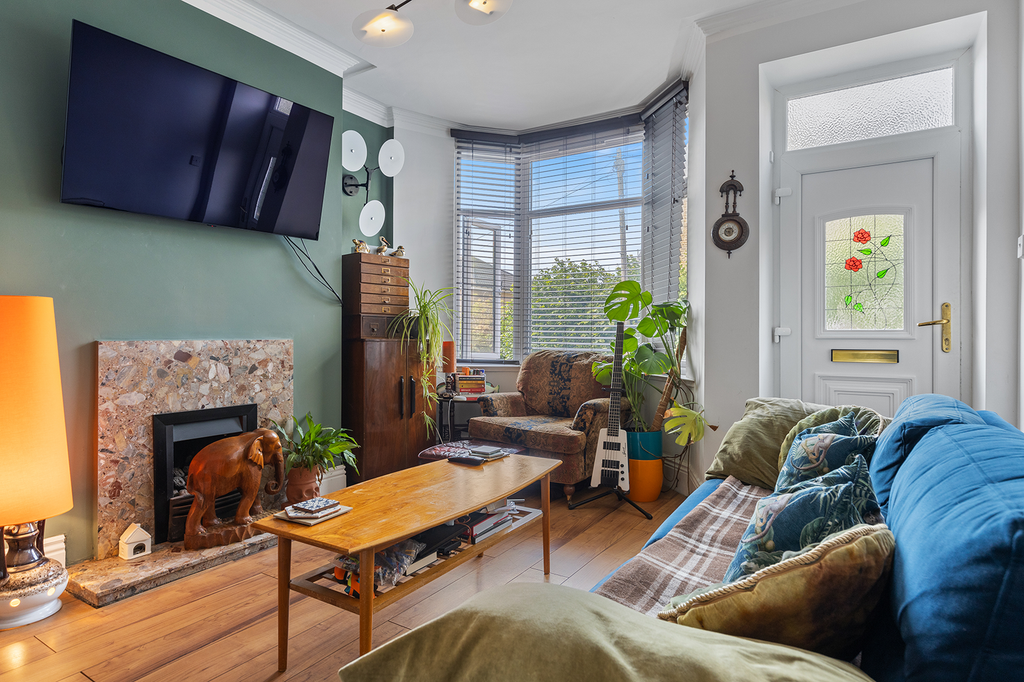 Property photo 2 of 16