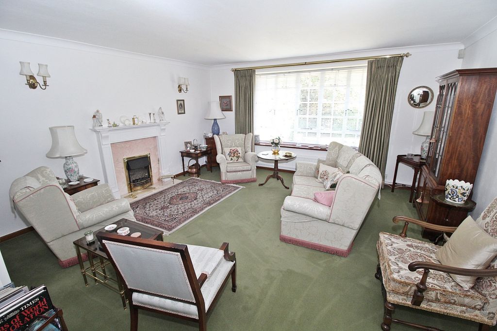 Property photo 3 of 21 3925966