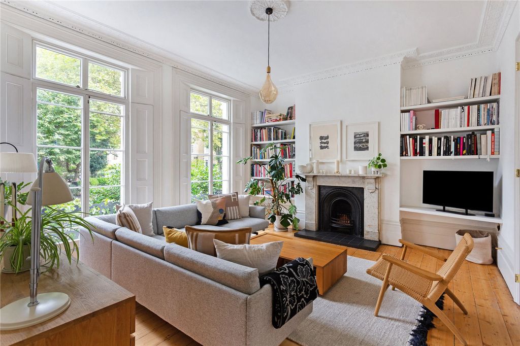 Property photo 2 of 26 Reception Room