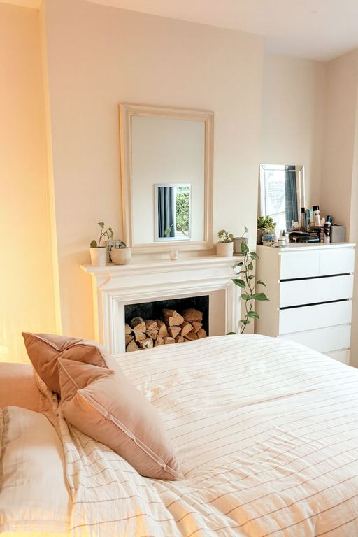 Property photo 2 of 11 Principle Bedroom