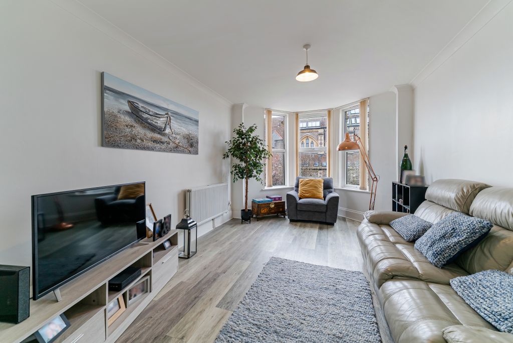 Property photo 3 of 12 Gallery