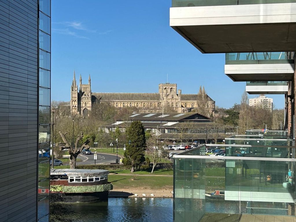 Property photo 3 of 20