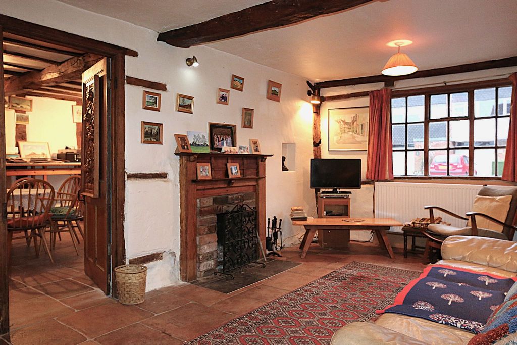 Property photo 2 of 14 Photograph 2