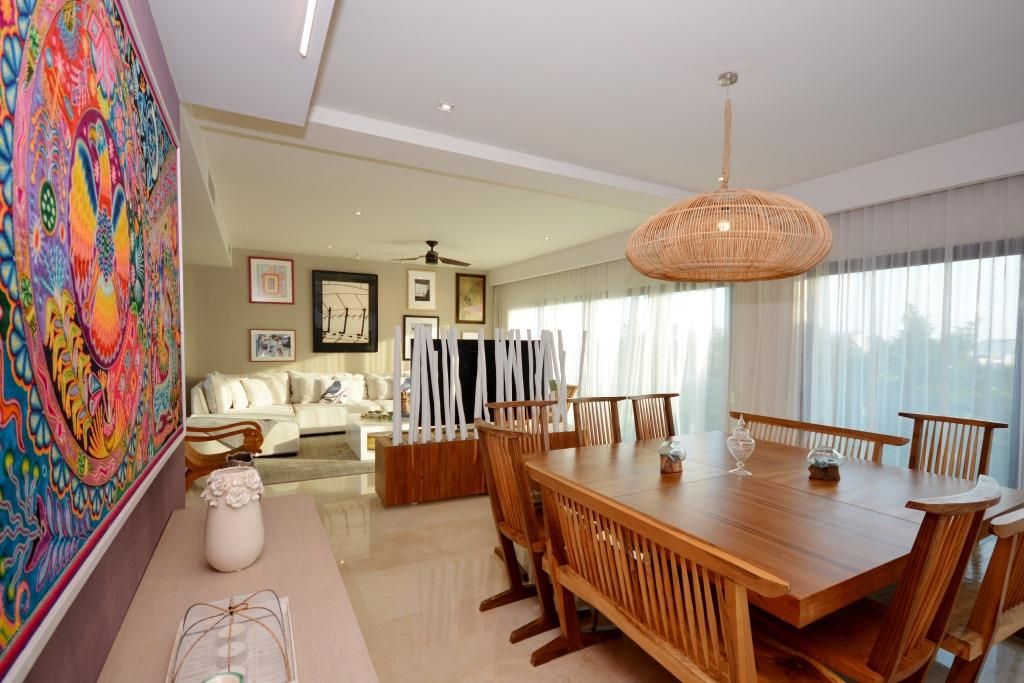 Property photo 2 of 61