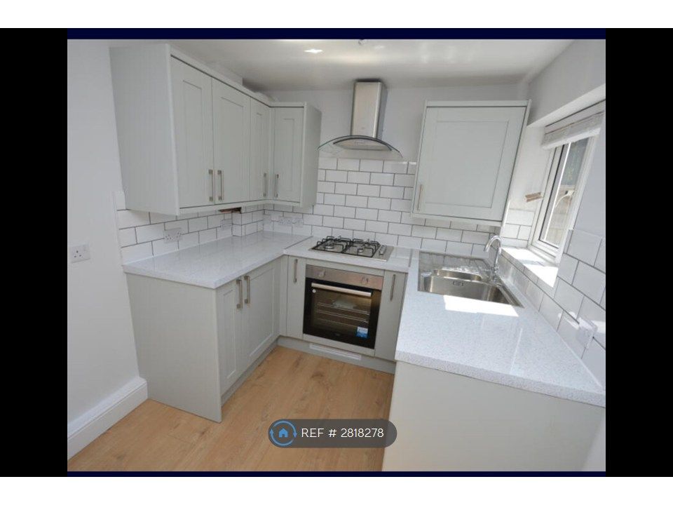 Property photo 2 of 3