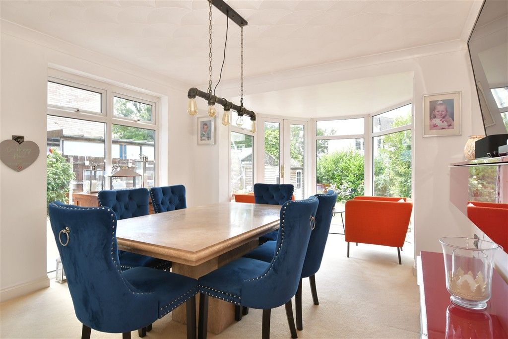 Property photo 3 of 14 Dining Area