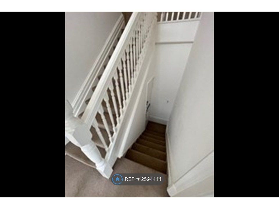 Property photo 2 of 35 Entrance