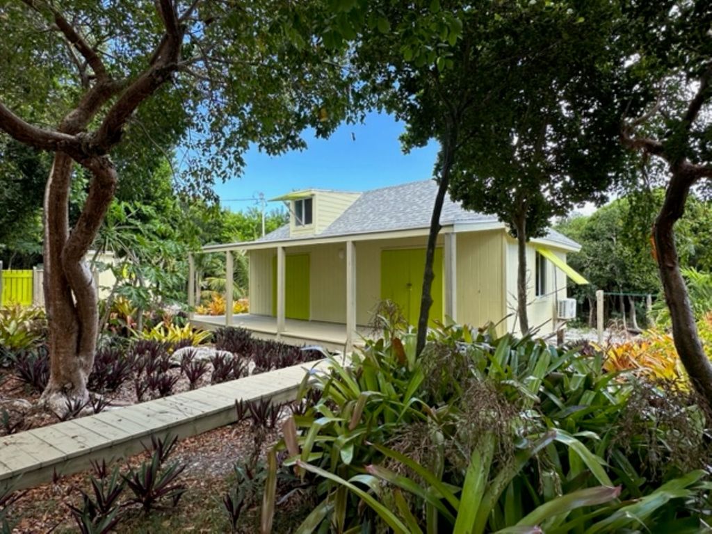 Property photo 1 of 9