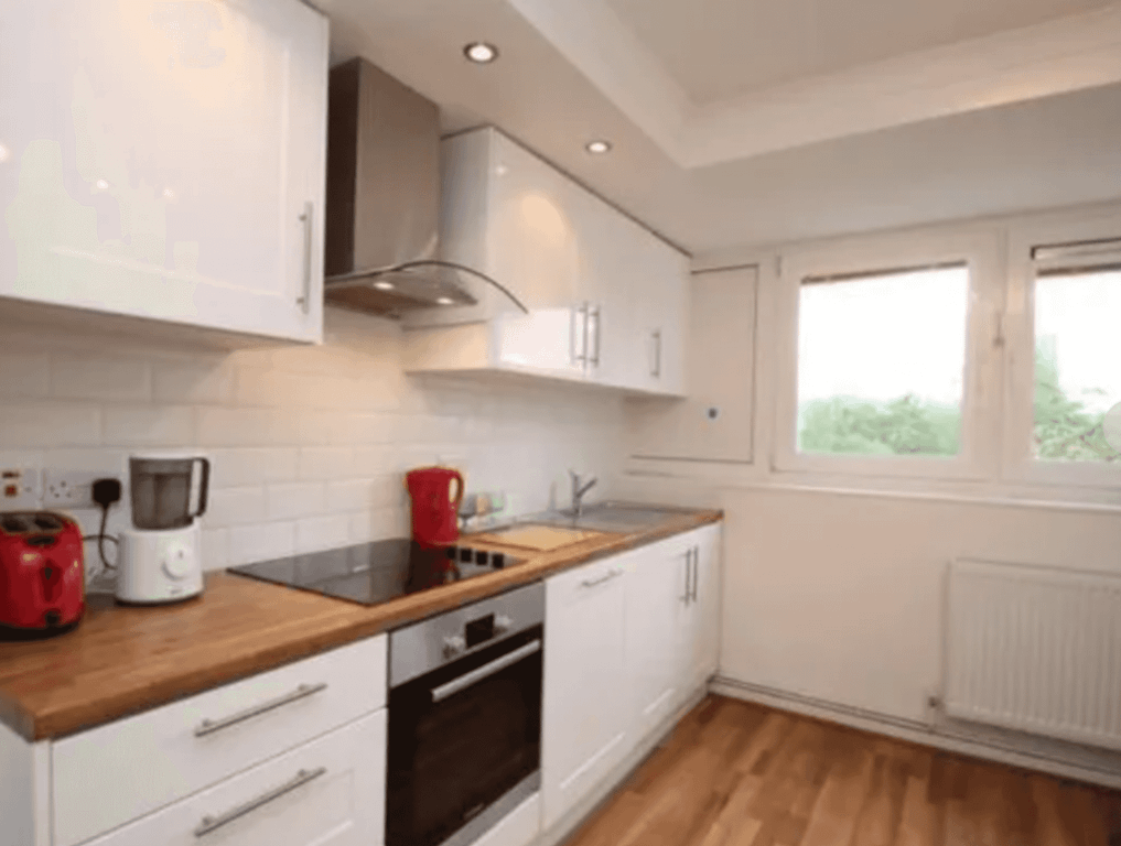 Property photo 3 of 6