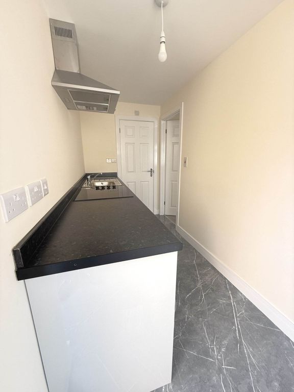 Property photo 2 of 3