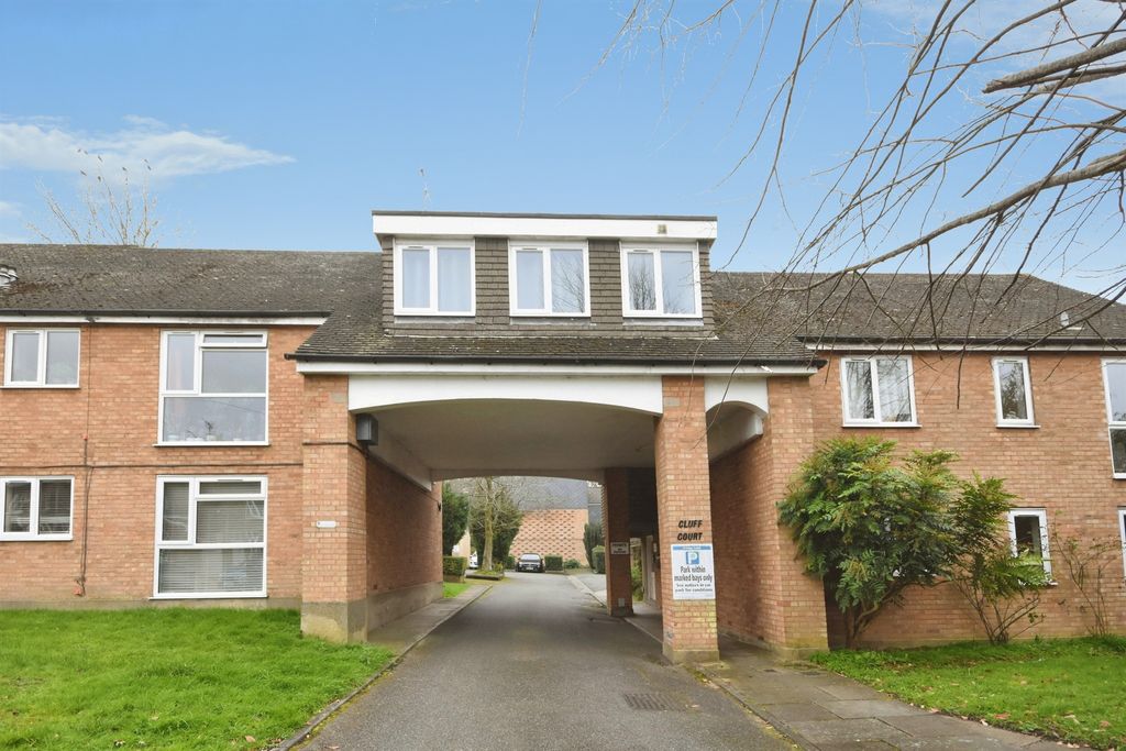 Property photo 2 of 11