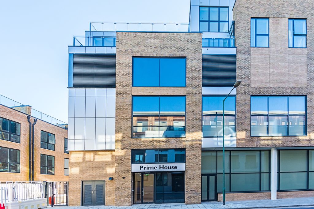 Property photo 2 of 10 2