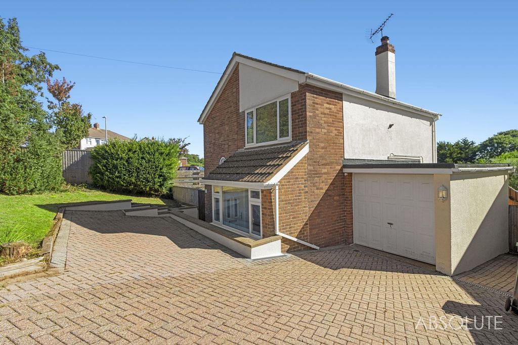 Property photo 1 of 21