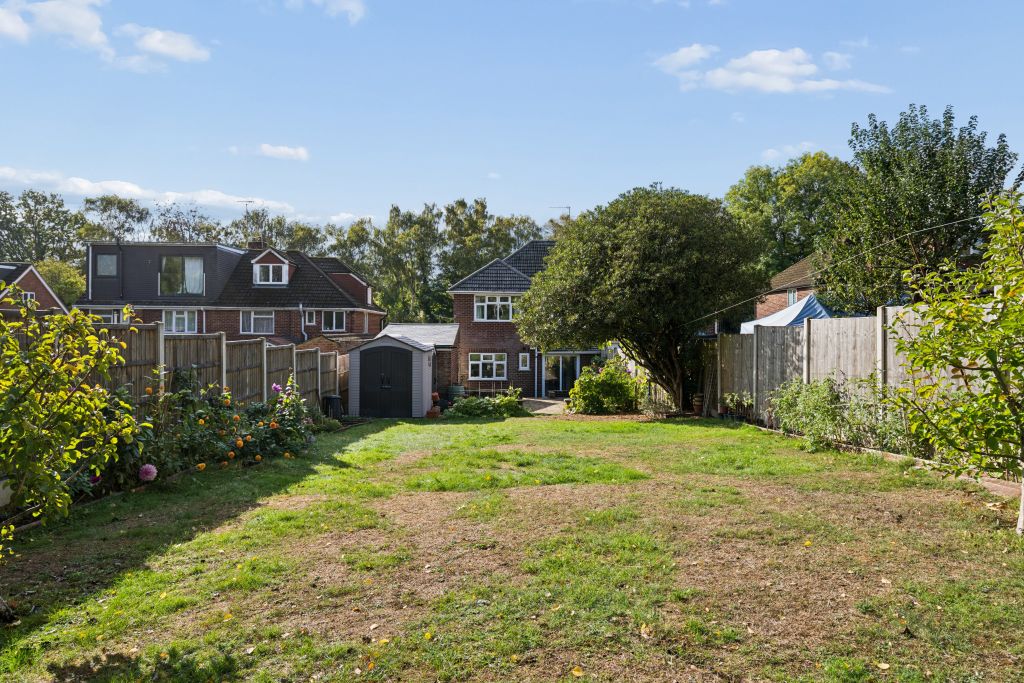 Property photo 2 of 12
