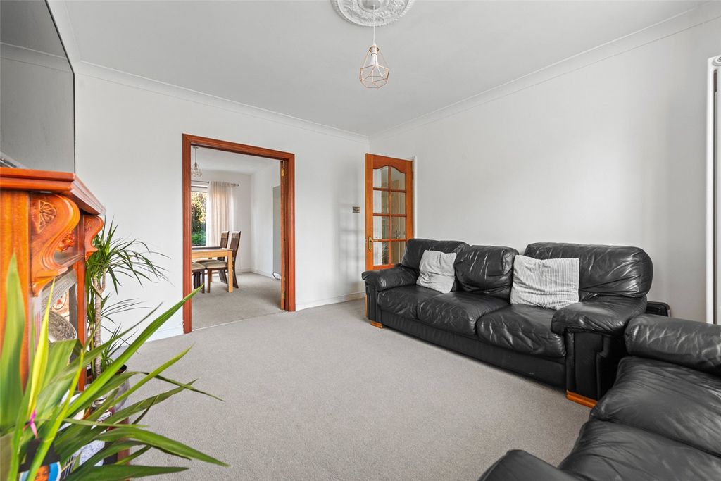 Property photo 3 of 21 Picture No. 08