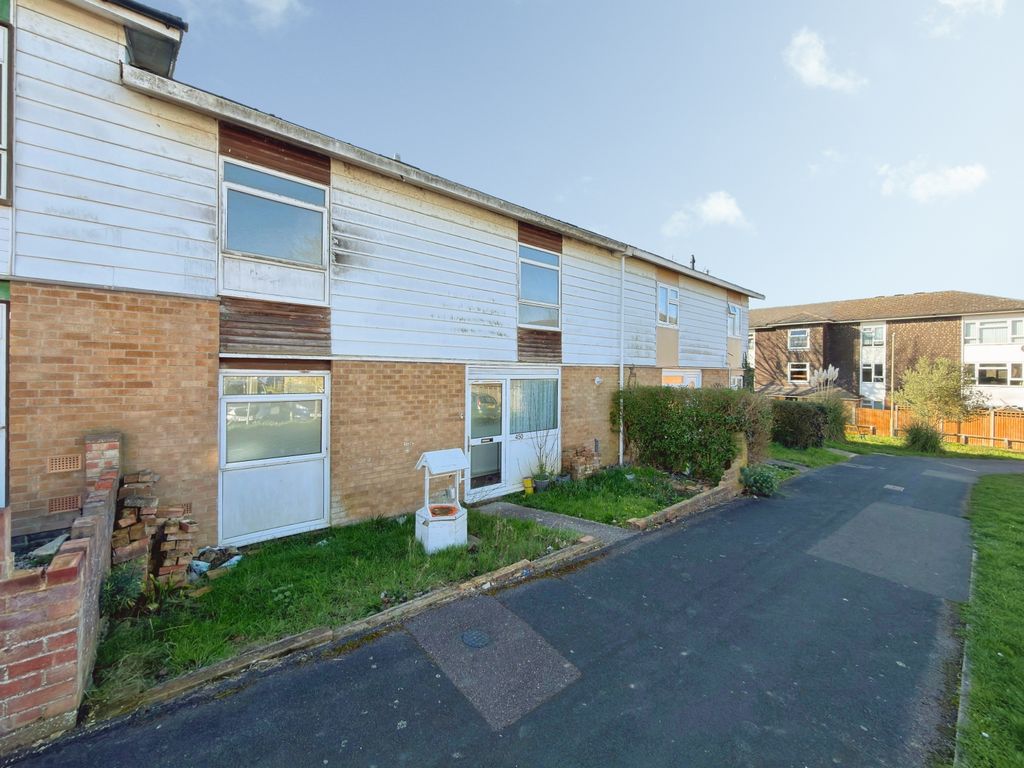 Property photo 1 of 9