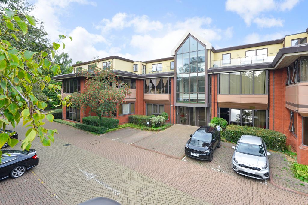 Property photo 1 of 16