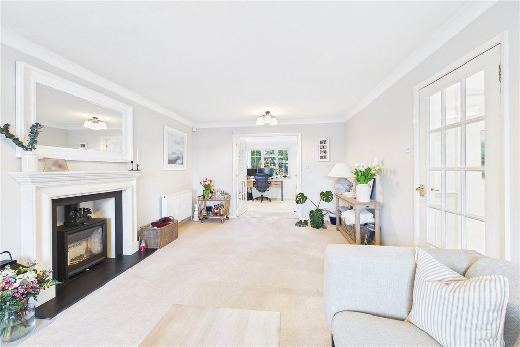 Property photo 3 of 17 Picture No. 64