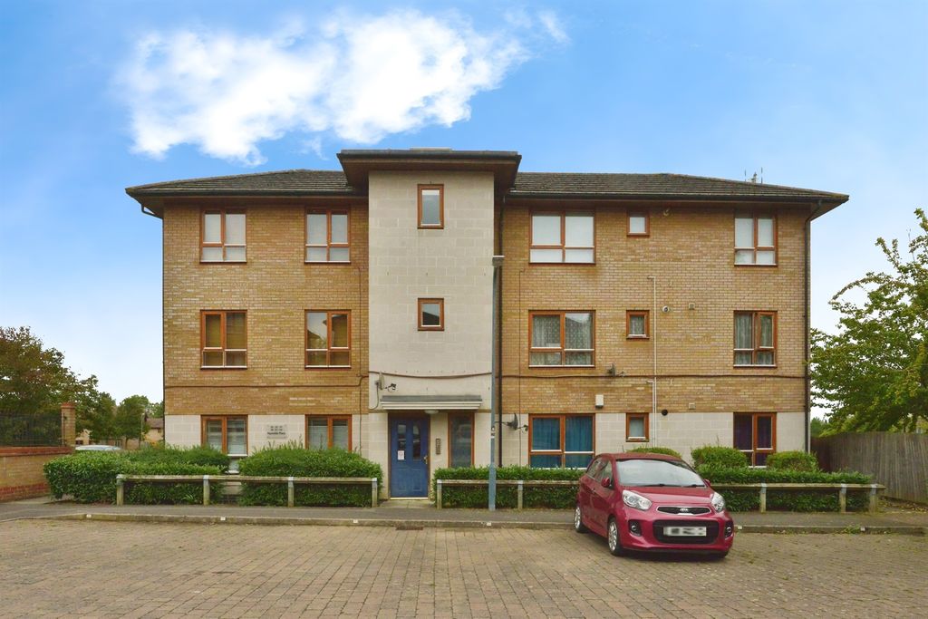 Property photo 1 of 13