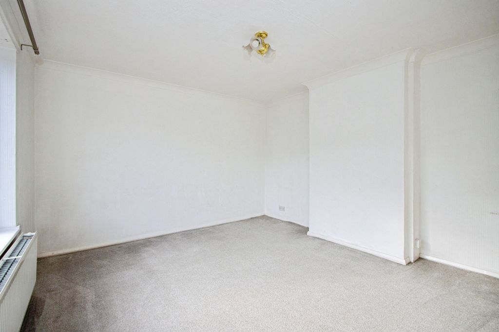 Property photo 2 of 12 Image 1