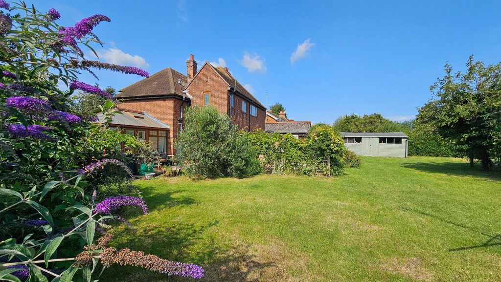 Property photo 2 of 22