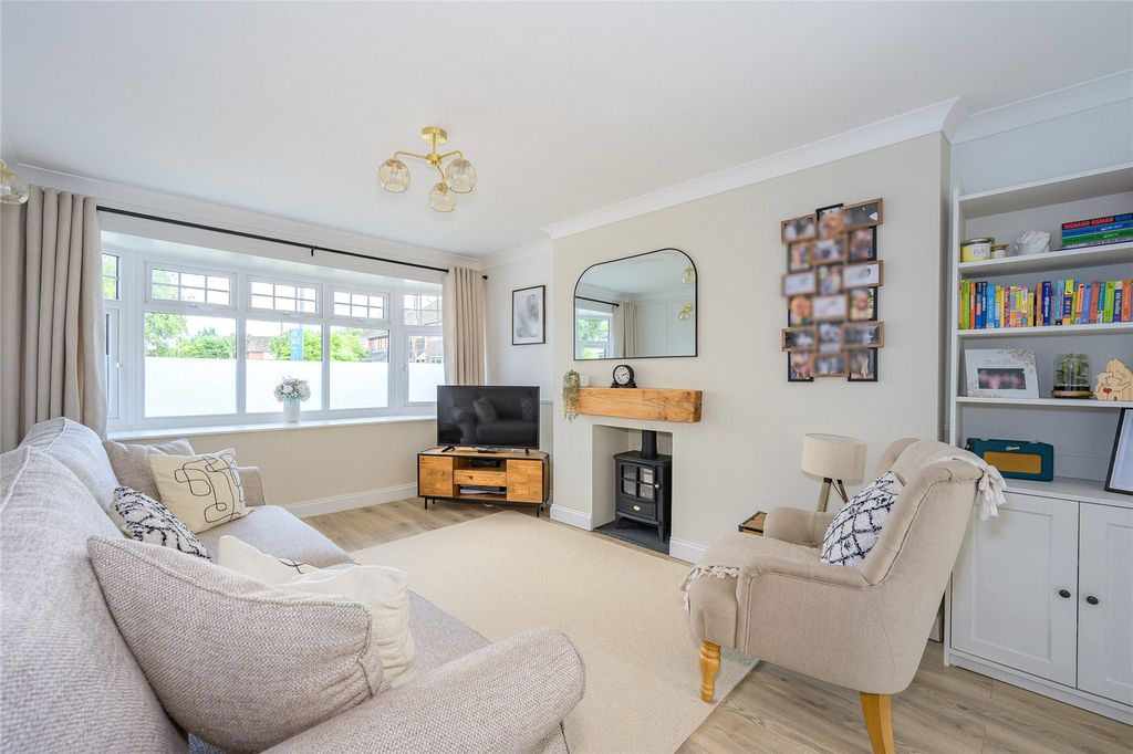 Property photo 3 of 34 Picture No. 24