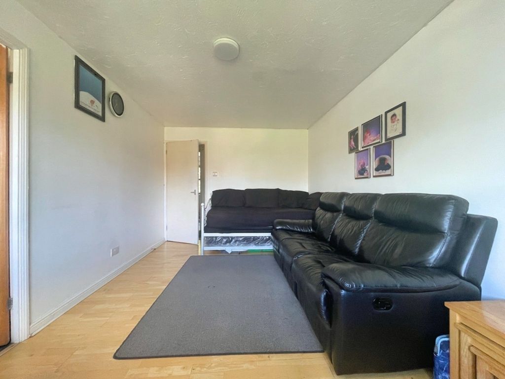 Property photo 1 of 14 4246730