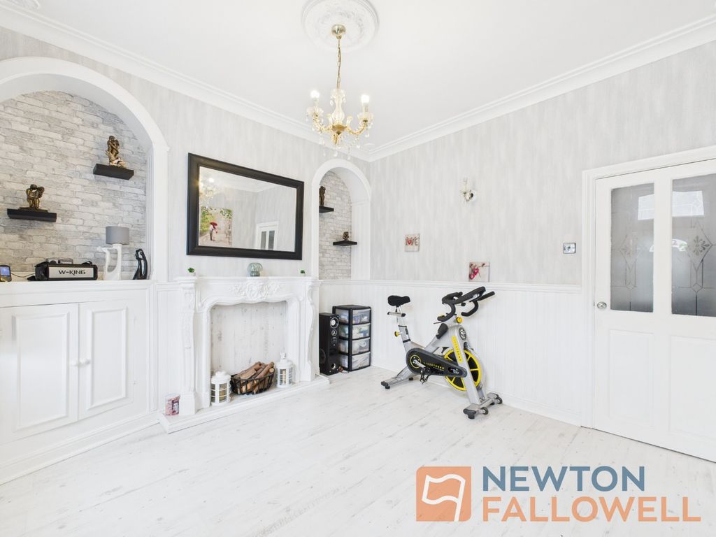 Property photo 3 of 23