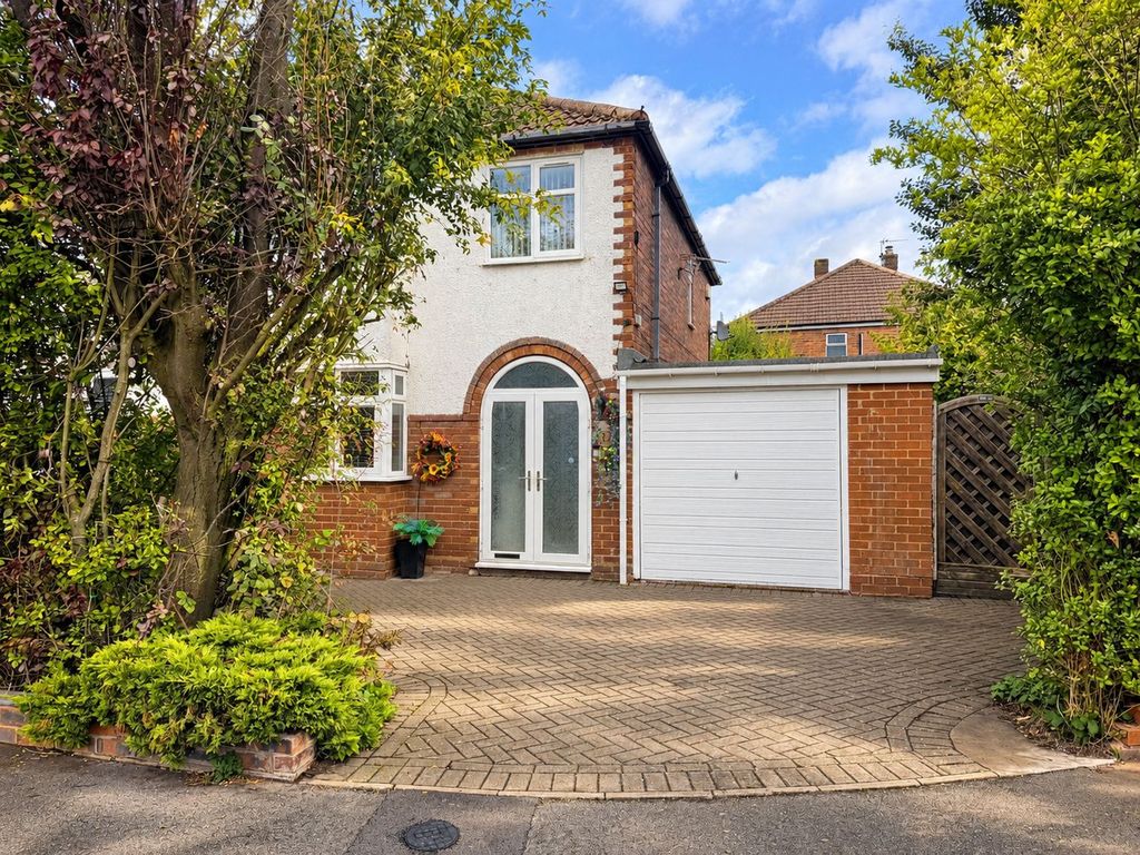 Property photo 1 of 23