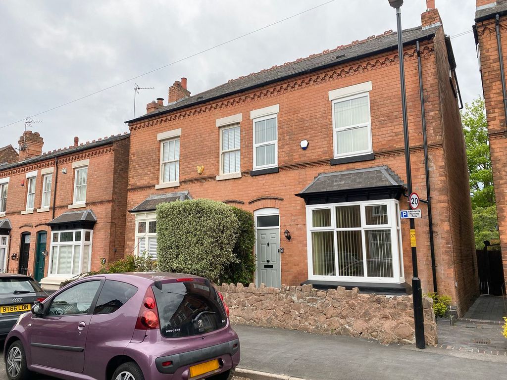 Property photo 1 of 33