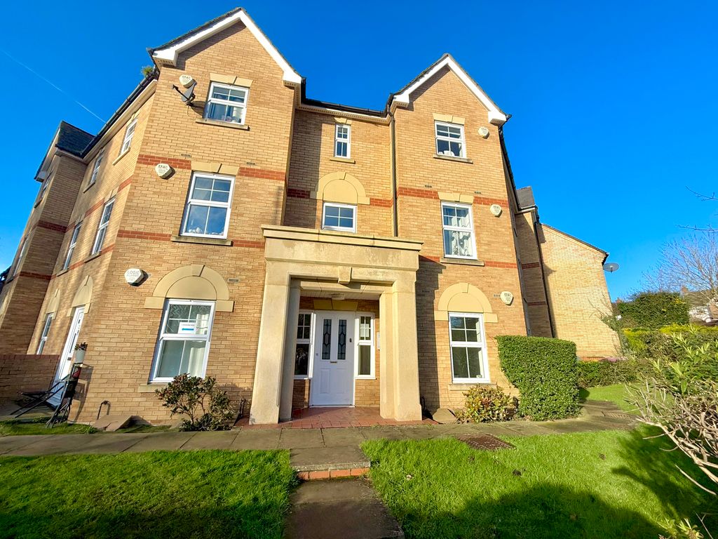 Property photo 1 of 7 Front