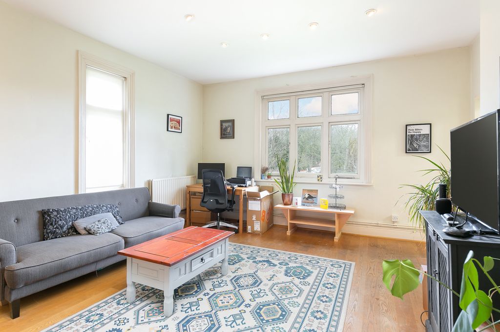 Property photo 2 of 12