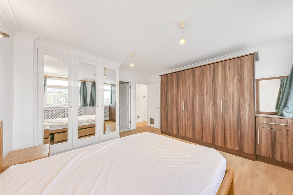 Property photo 3 of 15 Picture No. 11