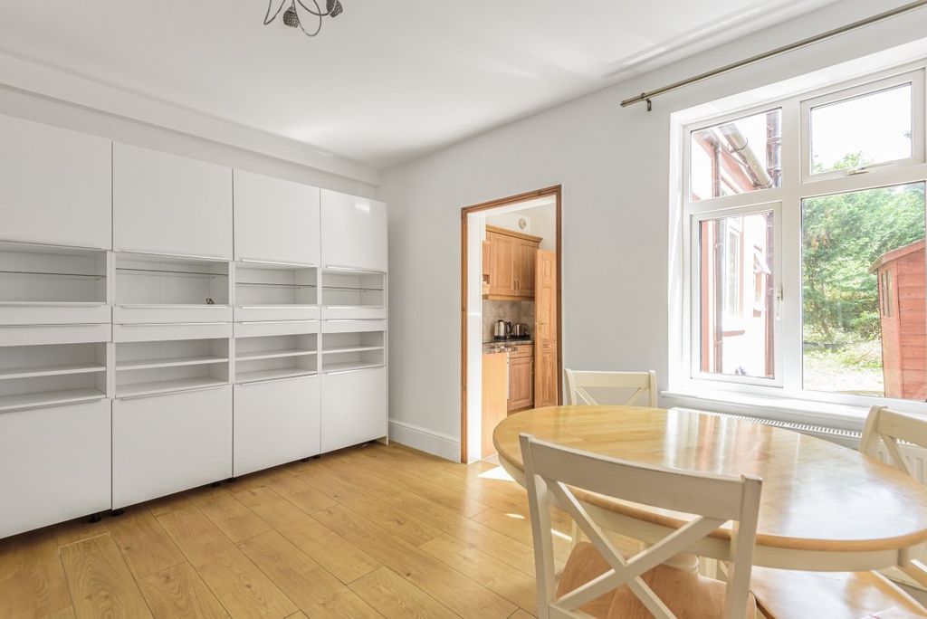 Property photo 2 of 13 866099 (12)