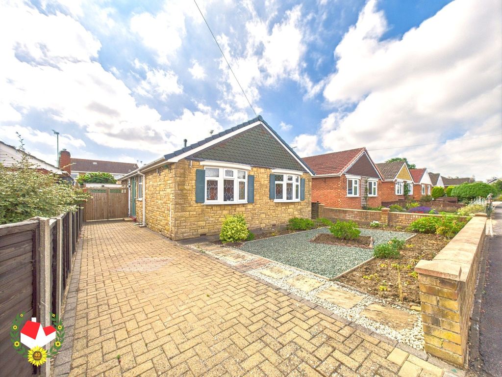 Property photo 1 of 13 Photo 9