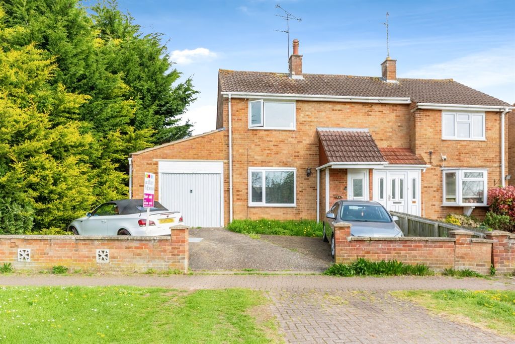 Property photo 1 of 16