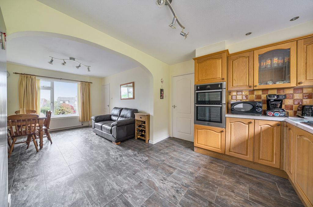 Property photo 3 of 13 Picture 3