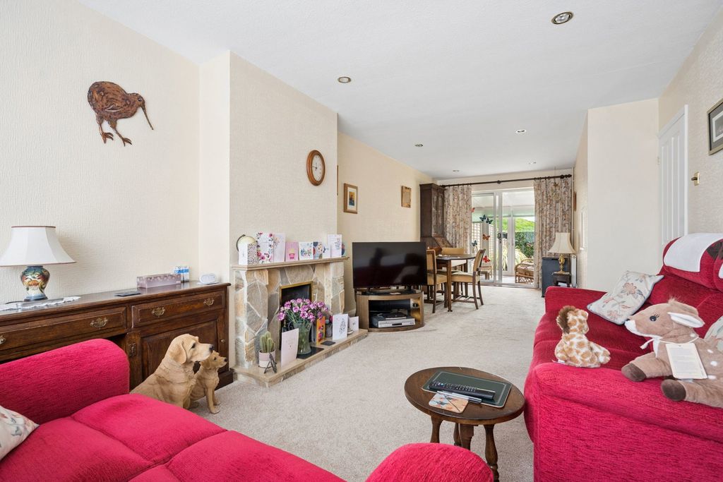 Property photo 2 of 14